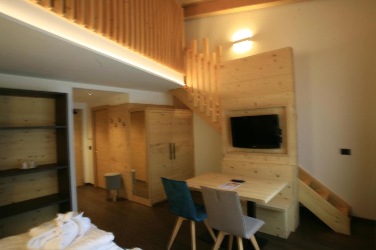 Alpen Hotel Vidi Madonna Extérieur photo