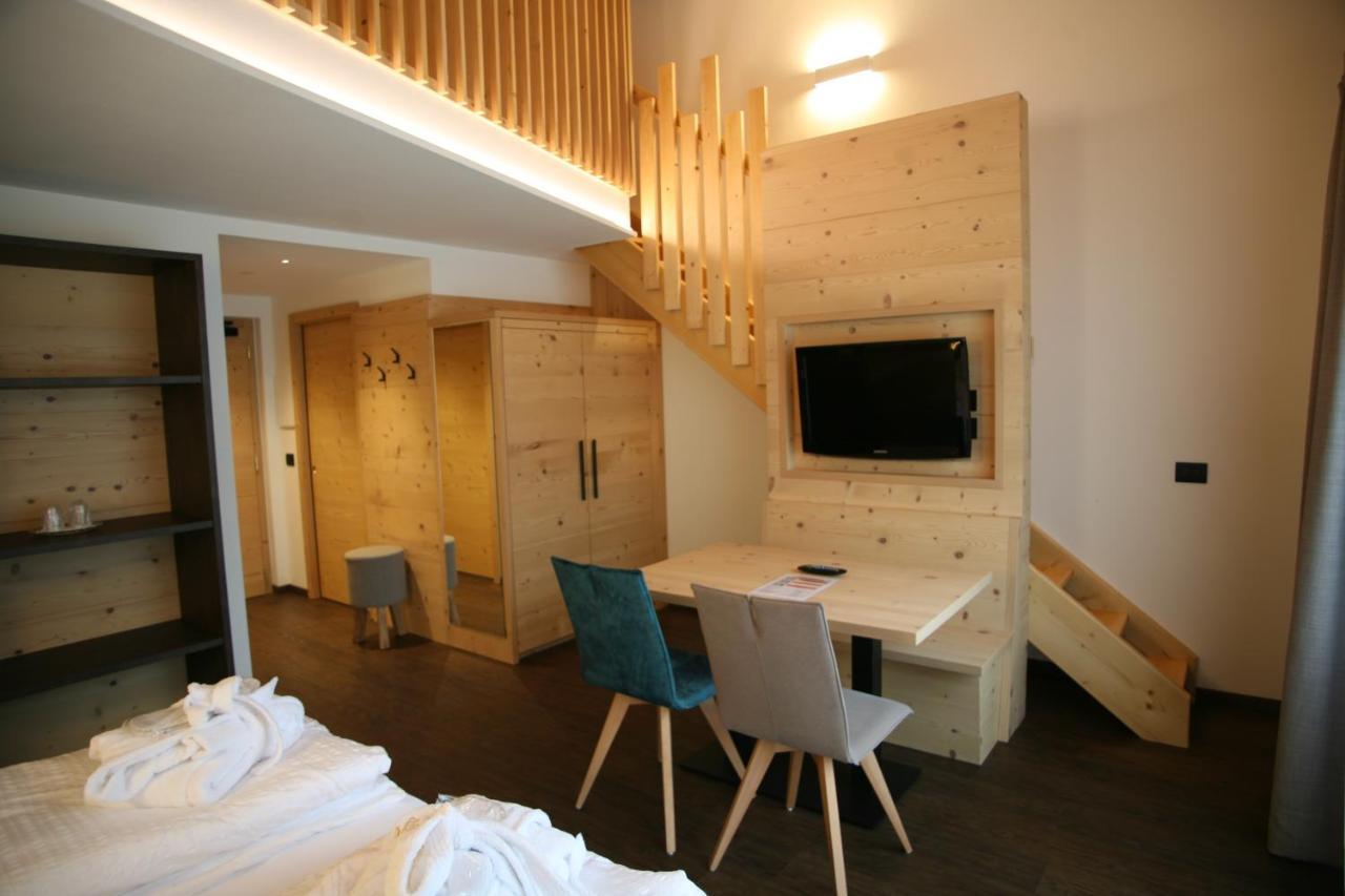 Alpen Hotel Vidi Madonna Extérieur photo