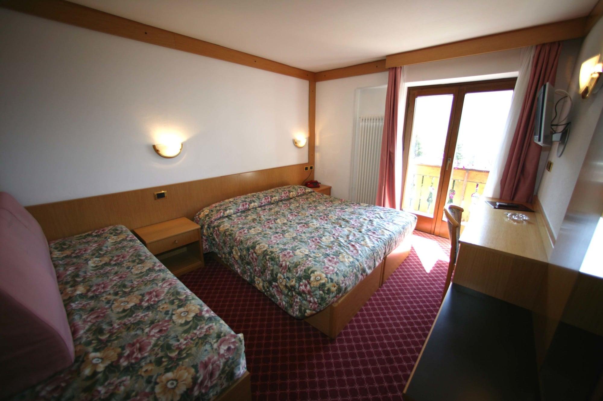 Alpen Hotel Vidi Madonna Extérieur photo