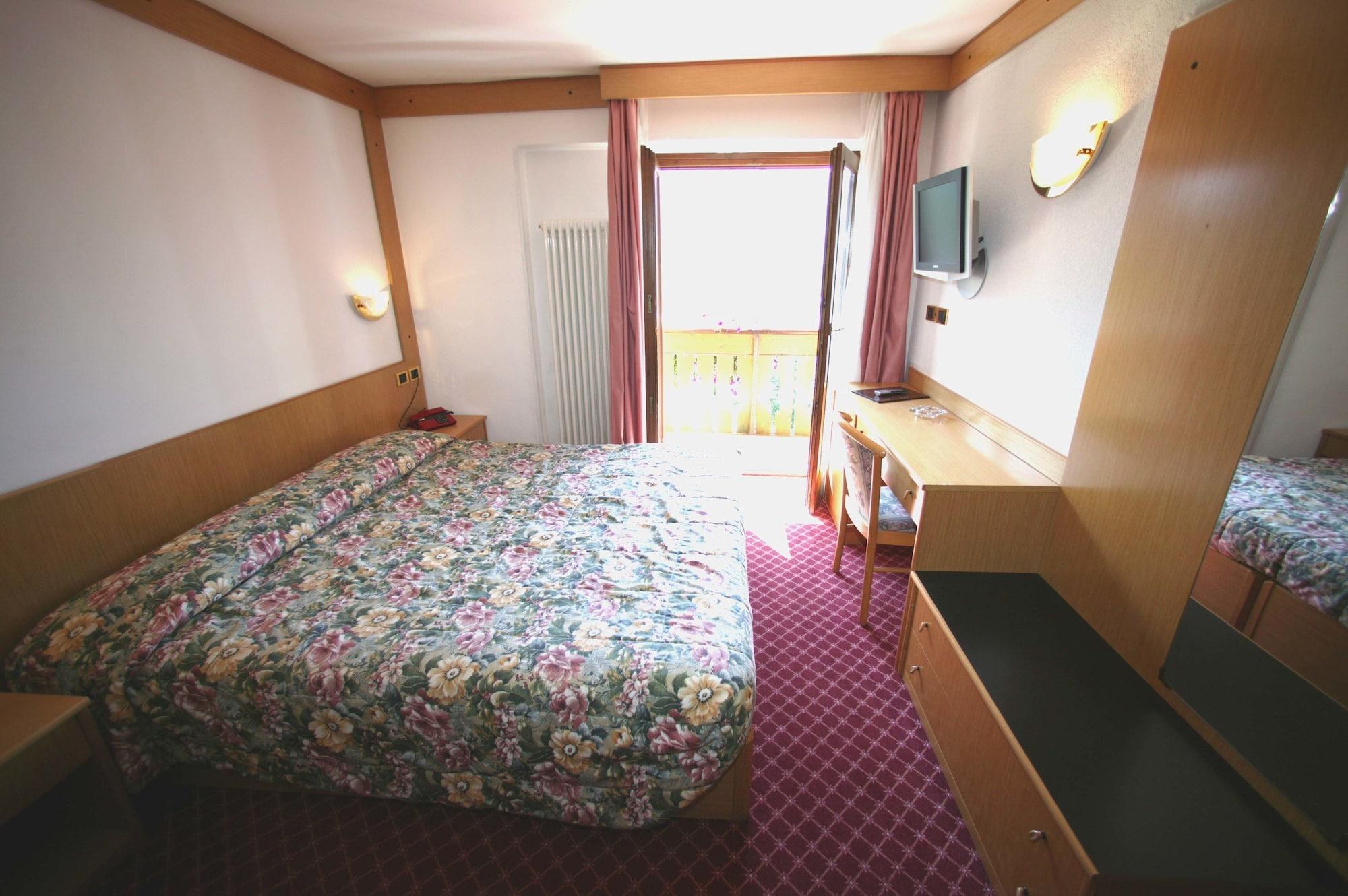 Alpen Hotel Vidi Madonna Extérieur photo